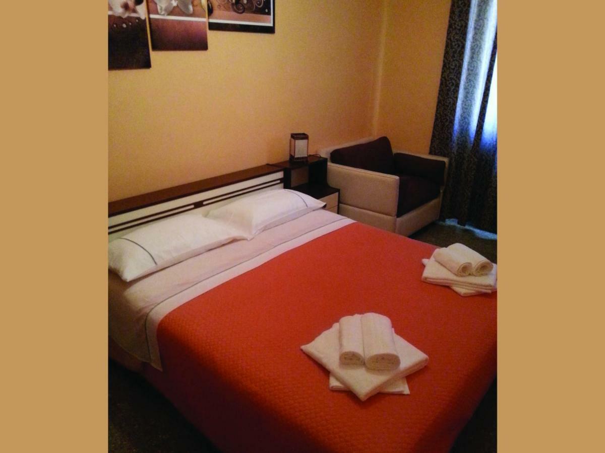 B&B Night & Day Cosenza Zewnętrze zdjęcie