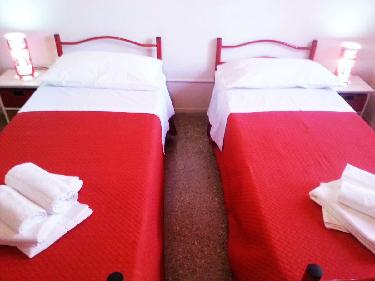 B&B Night & Day Cosenza Zewnętrze zdjęcie